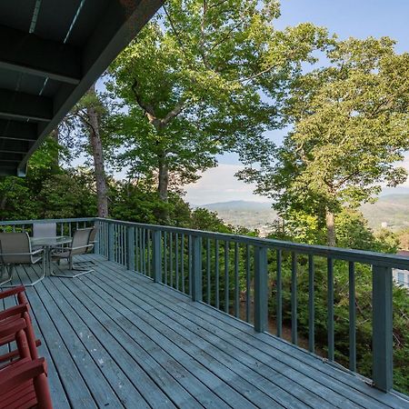 A Bears View Villa Gatlinburg Exterior photo